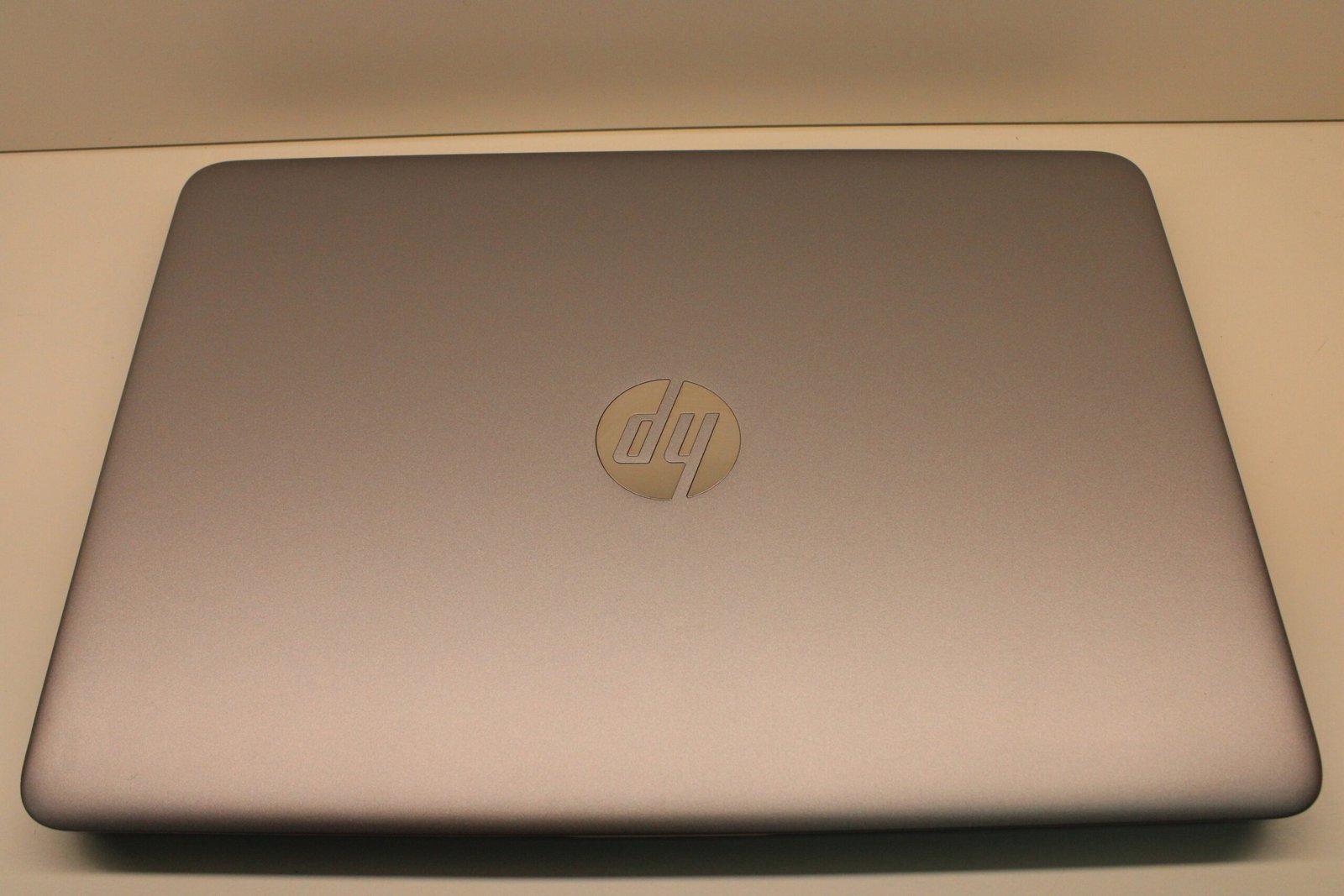 HP Elitebook 745 G4 A10-8730B / 8GB / 256GB (Refurbished)