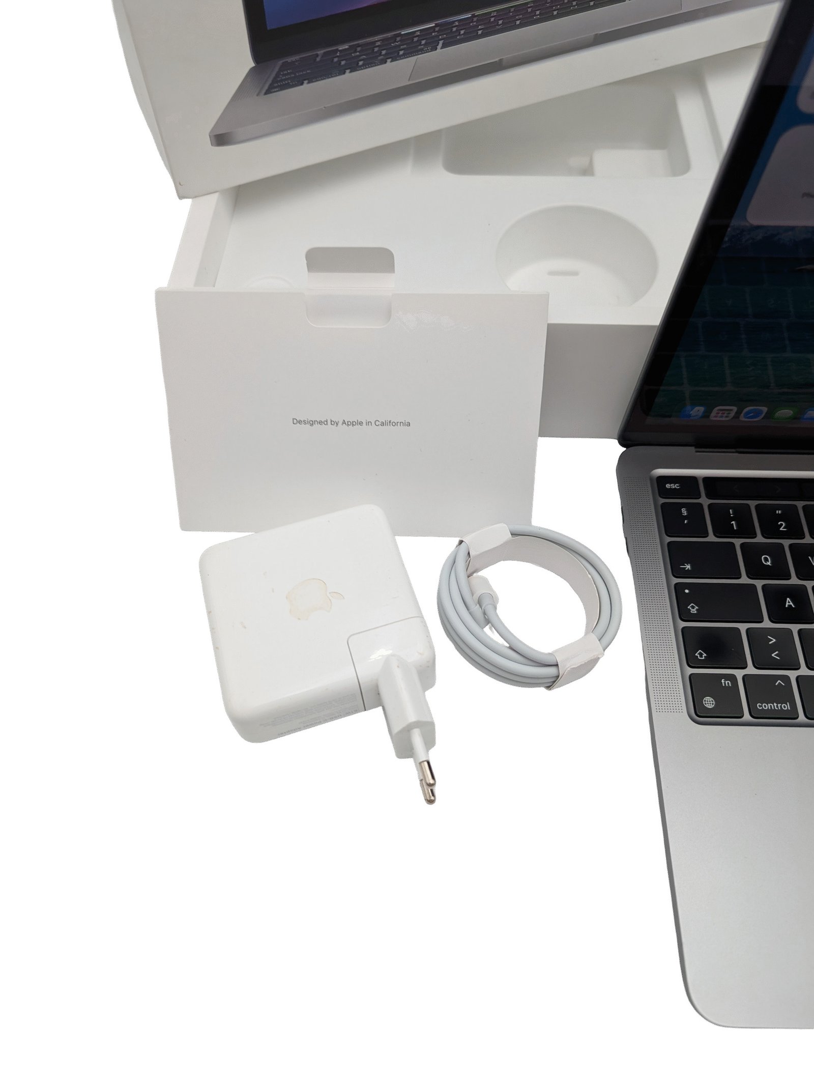 Apple MacBook Pro 13" A2338 M1/16GB/256GB (REFURBISHED)