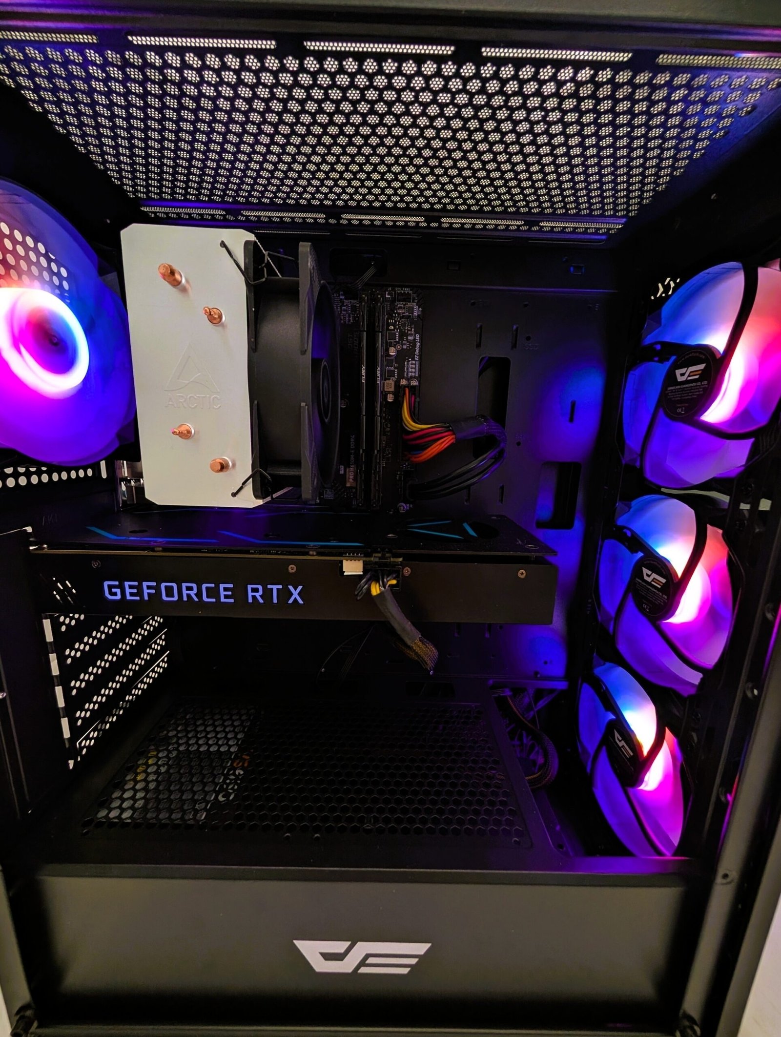 i5-12500/16GB/480GB+500GB/RTX 2060 SUPER 8GB (REFURBISHED)